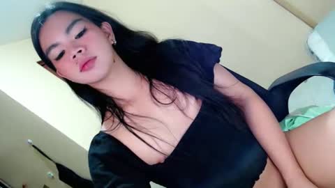 Snapshot of fionie_xxx chatting on May 2026 06:03:01 PM FIONA online show from May 2026 06:03:01 PM