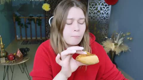 fiora online show from March 2025 05:11:02 AM