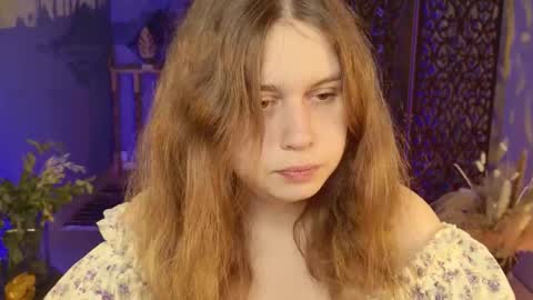 fiora online show from September 2025 05:40:01 AM