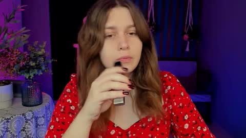 fiora online show from September 2025 05:20:01 AM