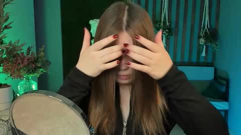 fiora online show from October 2025 05:37:01 AM