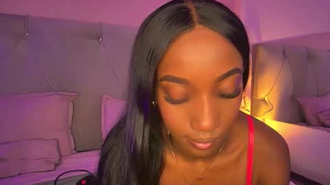 Fiorela Lenin  online show from March 2026 03:37:01 PM