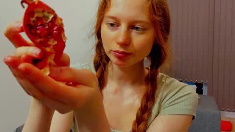 fire_luna online show from December 2024 11:47:01 AM