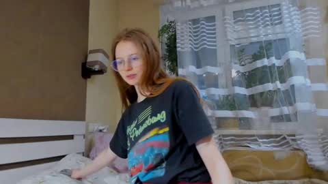 fire_luna online show from January 2025 11:47:02 AM