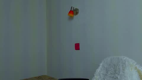 fire_luna online show from March 2026 05:35:02 AM