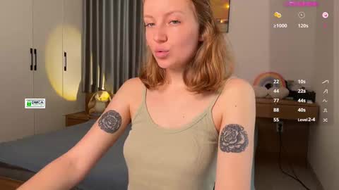 Liss  online show from February 2025 04:28:02 AM