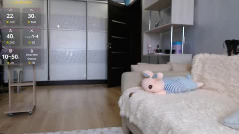 ArinaimasCute online show from April 2026 09:10:02 AM