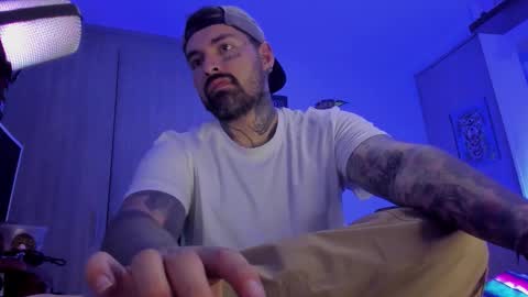 fisherrman666 online show from November 2025 04:25:01 AM