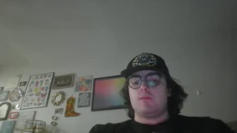 Snapshot of fishlips132 chatting on February 2025 11:14:02 PM IVY online show from February 2025 11:14:02 PM