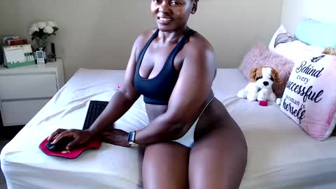 Snapshot of fitblair66_ chatting on May 2026 12:12:02 PM fitblair66_ online show from May 2026 12:12:02 PM