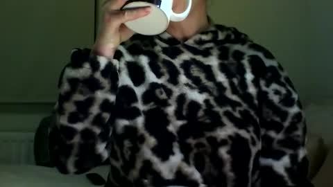 Snapshot of fitbut chatting on January 2025 07:31:02 PM Fitbut online show from January 2025 07:31:02 PM