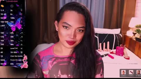 Snapshot of fitfemme_anna chatting on June 2026 11:13:02 AM fitfemme_anna online show from June 2026 11:13:02 AM