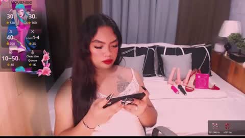 Snapshot of fitfemme_anna chatting on July 2026 12:11:02 PM fitfemme_anna online show from July 2026 12:11:02 PM