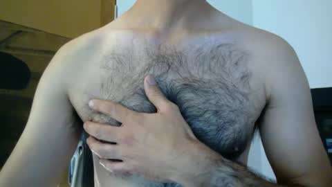 Snapshot of fitfriendlyandhairy chatting on January 2025 06:15:01 PM fitfriendlyandhairy online show from January 2025 06:15:01 PM