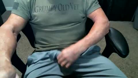 fitguy40 online show from May 2026 03:24:01 AM
