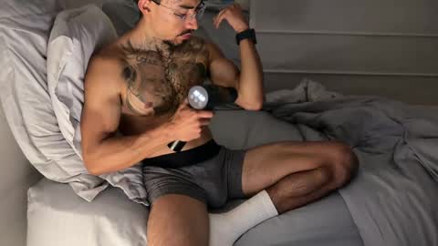 fitjacques online show from June 2026 02:13:02 AM