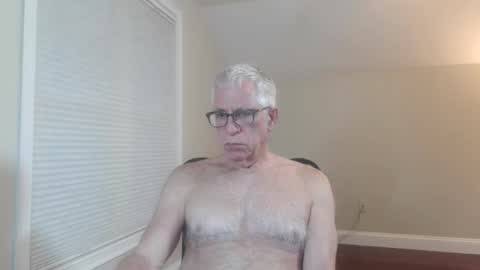 Snapshot of fitman999 chatting on May 2026 12:08:01 AM Jon online show from May 2026 12:08:01 AM