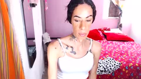 Snapshot of flacats23cm chatting on May 2026 08:28:01 PM flats23cm online show from May 2026 08:28:01 PM