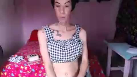 Snapshot of flacats23cm chatting on June 2026 07:38:02 PM flats23cm online show from June 2026 07:38:02 PM