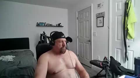 Snapshot of flaguy3233 chatting on December 2024 03:29:01 AM Florida guy online show from December 2024 03:29:01 AM