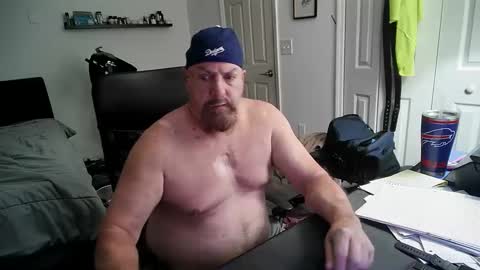 Snapshot of flaguy3233 chatting on January 2025 04:47:01 AM Florida guy online show from January 2025 04:47:01 AM