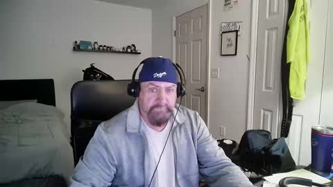 Snapshot of flaguy3233 chatting on January 2025 05:48:01 PM Florida guy online show from January 2025 05:48:01 PM