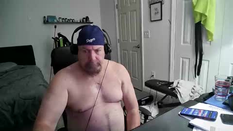 Snapshot of flaguy3233 chatting on January 2025 05:51:01 AM Florida guy online show from January 2025 05:51:01 AM