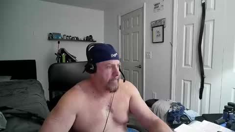 Snapshot of flaguy3233 chatting on February 2025 05:51:01 AM Florida guy online show from February 2025 05:51:01 AM