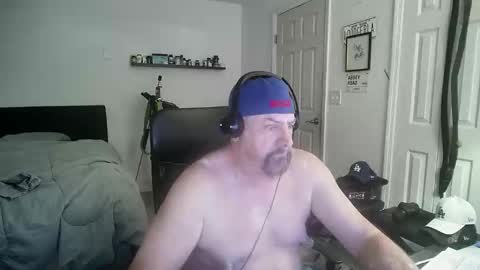 Florida guy online show from December 2025 06:05:02 PM