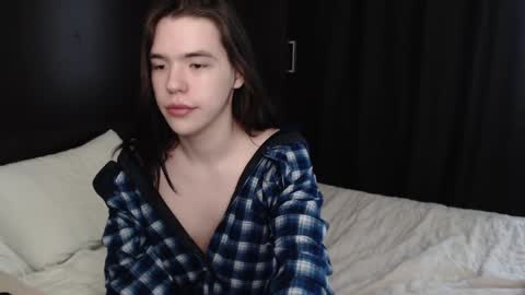 Snapshot of flammmm chatting on February 2025 10:18:01 AM Robin online show from February 2025 10:18:01 AM