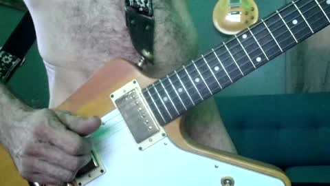 Flannel Dong online show from October 2025 07:49:02 PM