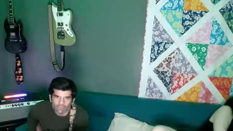 Flannel Dong online show from November 2025 06:12:02 AM