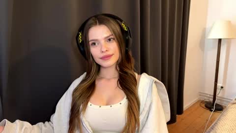 Emma online show from May 2026 02:55:01 PM