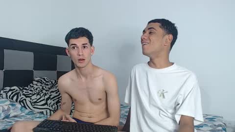 Snapshot of fleeting_love chatting on December 2025 11:12:01 PM Steven and Daniel online show from December 2025 11:12:01 PM