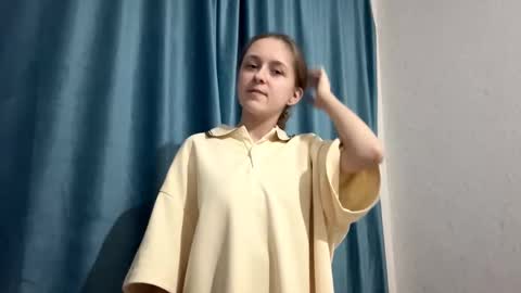 Snapshot of fleshpoetry chatting on February 2026 01:18:02 AM Emma online show from February 2026 01:18:02 AM