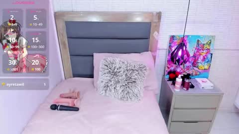   FLEUR   online show from November 2025 07:24:01 PM