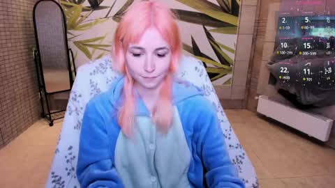 Snapshot of fleximona chatting on May 2026 08:40:02 AM FlexiMona online show from May 2026 08:40:02 AM