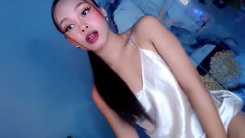 Snapshot of flirt_with_me28 chatting on May 2026 02:55:01 PM Suzy online show from May 2026 02:55:01 PM