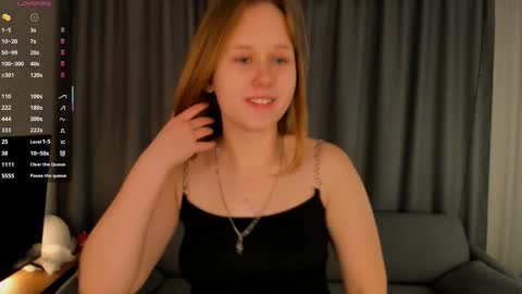 Doloras online show from February 2026 07:32:02 PM