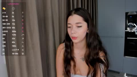 Emely  online show from October 2025 12:19:02 AM