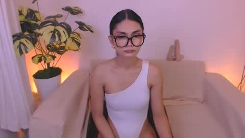 Snapshot of flirtymarga chatting on June 2026 04:27:02 PM Marga online show from June 2026 04:27:02 PM