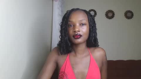 Snapshot of flirtyy_sheery chatting on February 2026 01:12:01 AM sheery online show from February 2026 01:12:01 AM