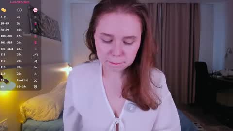 Snapshot of flora_fiore chatting on June 2026 06:18:01 AM Hayley I WILL COME BACK ON MAY 27TH 6pm UTC online show from June 2026 06:18:01 AM