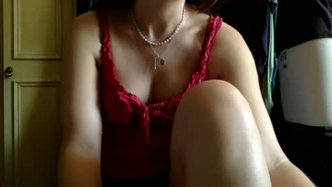 Snapshot of floraexploration chatting on June 2026 04:11:02 PM floraexploration online show from June 2026 04:11:02 PM