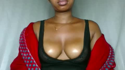 florencia011 online show from December 2025 09:55:02 PM