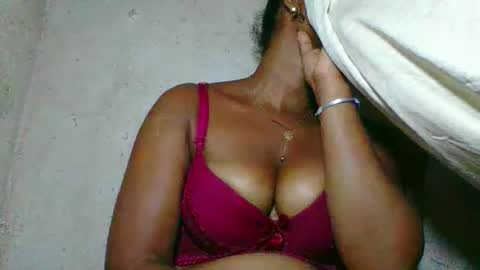 Snapshot of florencia011 chatting on April 2026 06:20:02 AM florencia011 online show from April 2026 06:20:02 AM