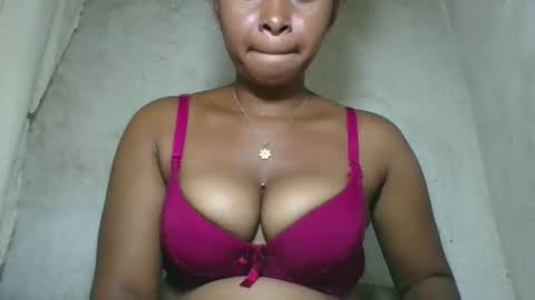 Snapshot of florencia011 chatting on May 2026 07:50:02 AM florencia011 online show from May 2026 07:50:02 AM