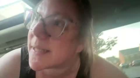 flossyishot online show from May 2026 07:18:02 PM