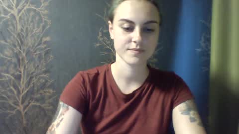 Snapshot of flower_bluee chatting on July 2026 01:04:02 PM Ambika 3 online show from July 2026 01:04:02 PM