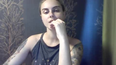 Snapshot of flower_bluee chatting on July 2026 01:40:01 PM Ambika 3 online show from July 2026 01:40:01 PM